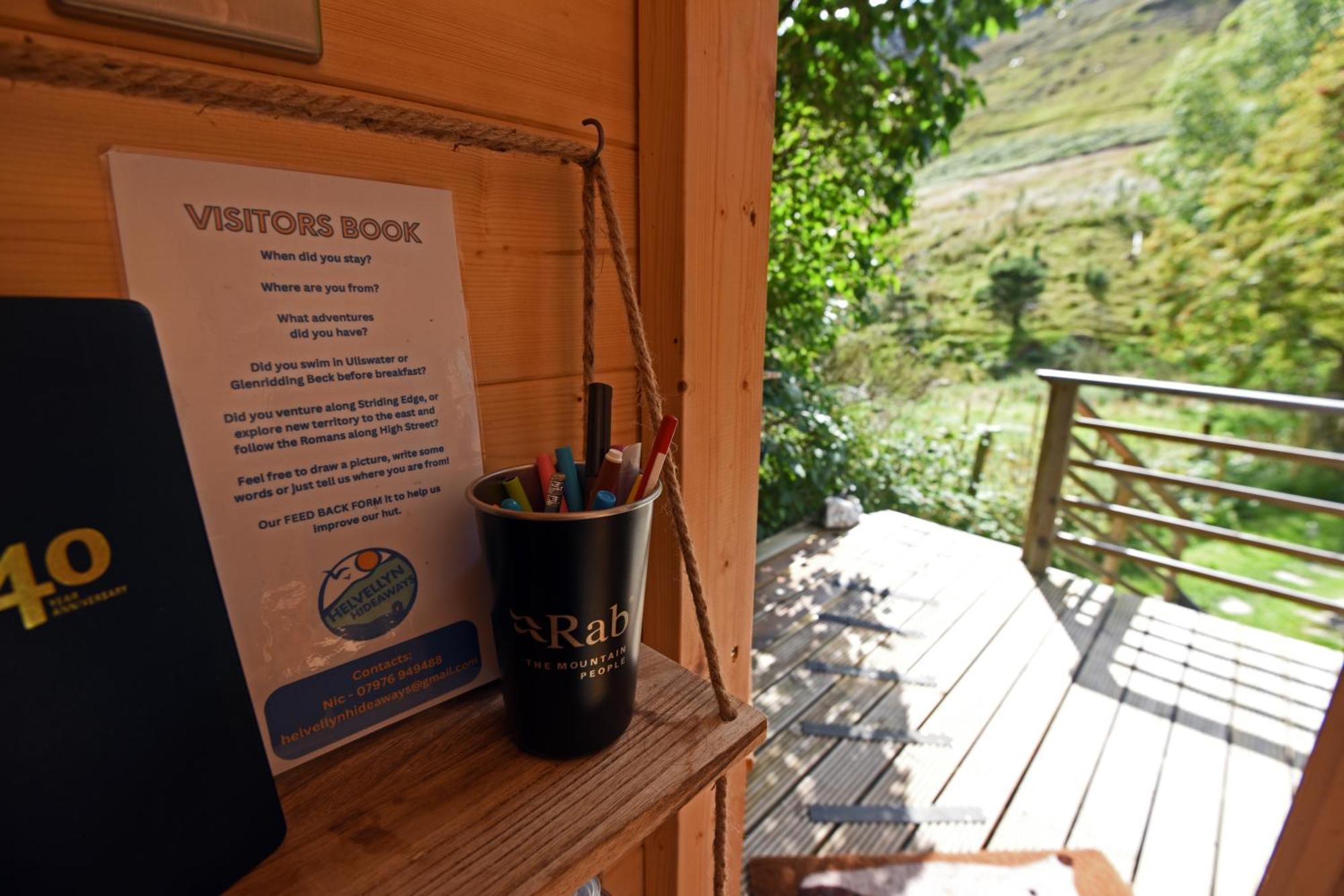 Helvellyn - The Hut - Twin Or Double Hotel Glenridding Exterior foto